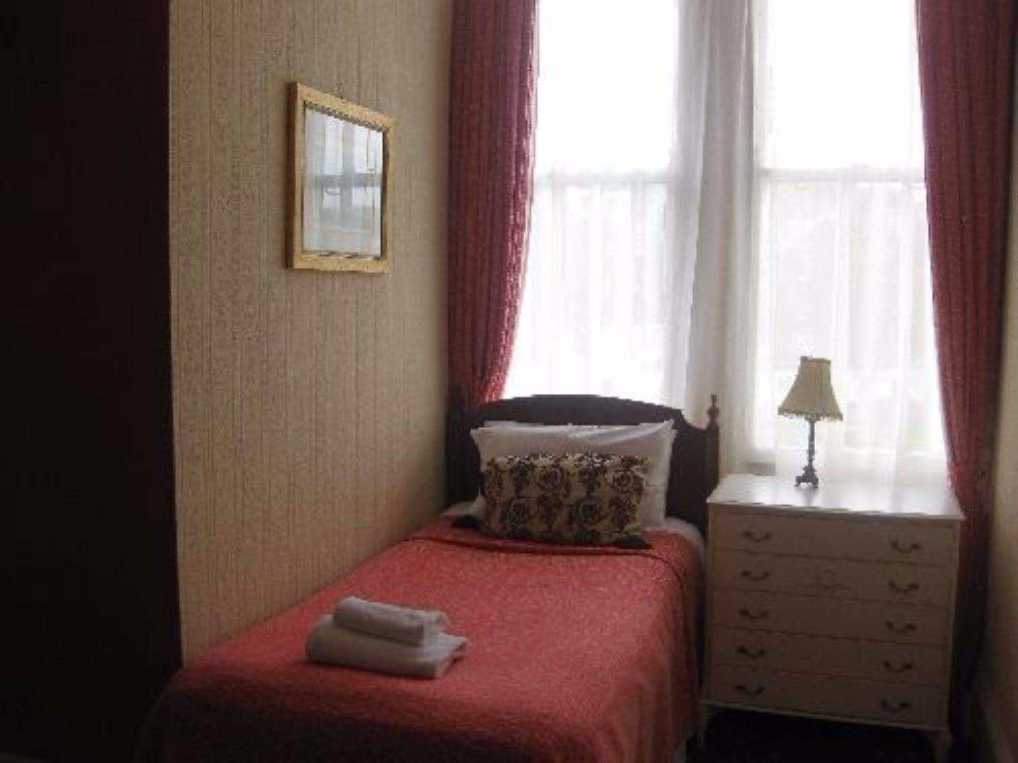 Park View Hotel Истбурн Экстерьер фото