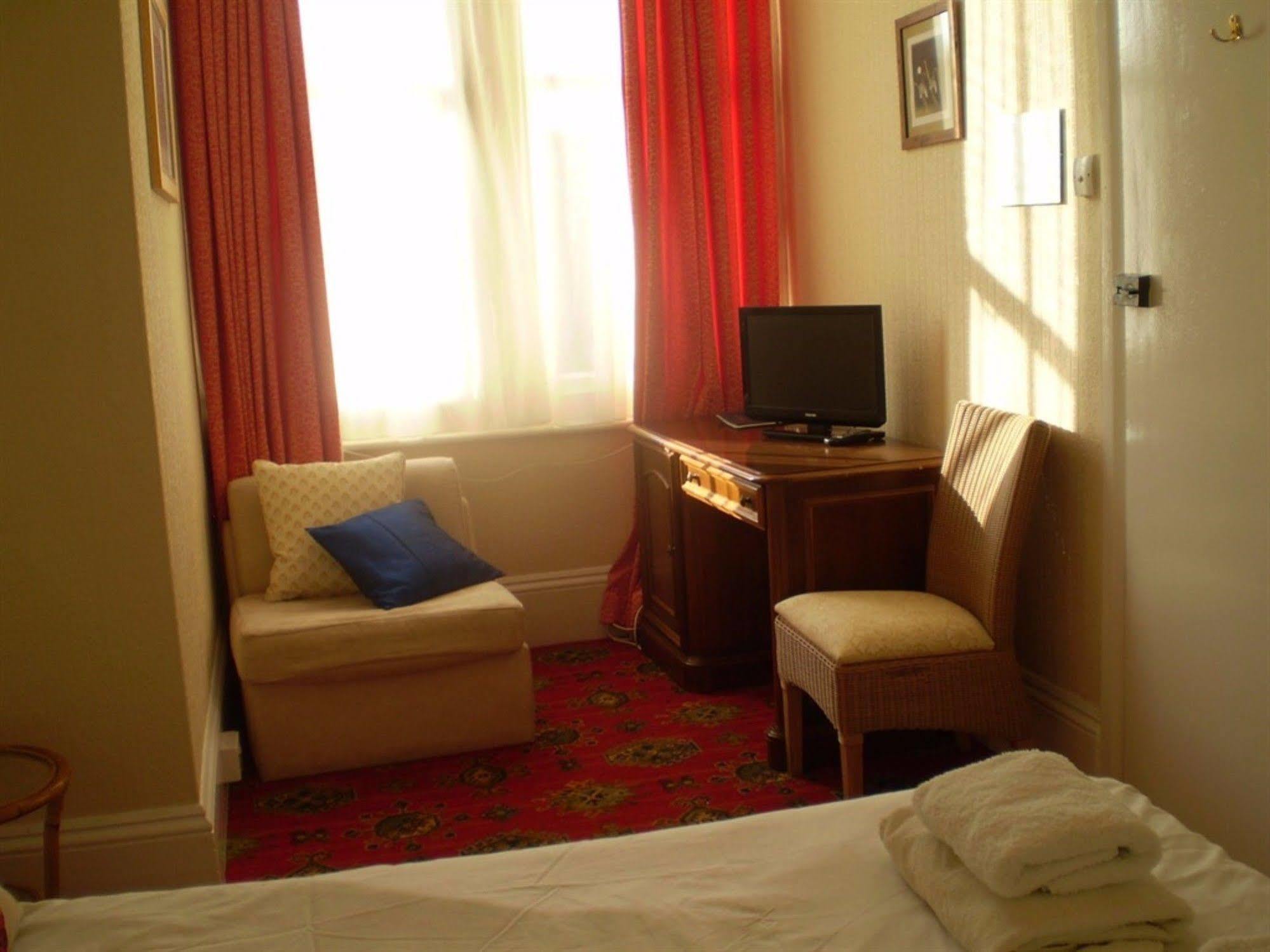 Park View Hotel Истбурн Экстерьер фото