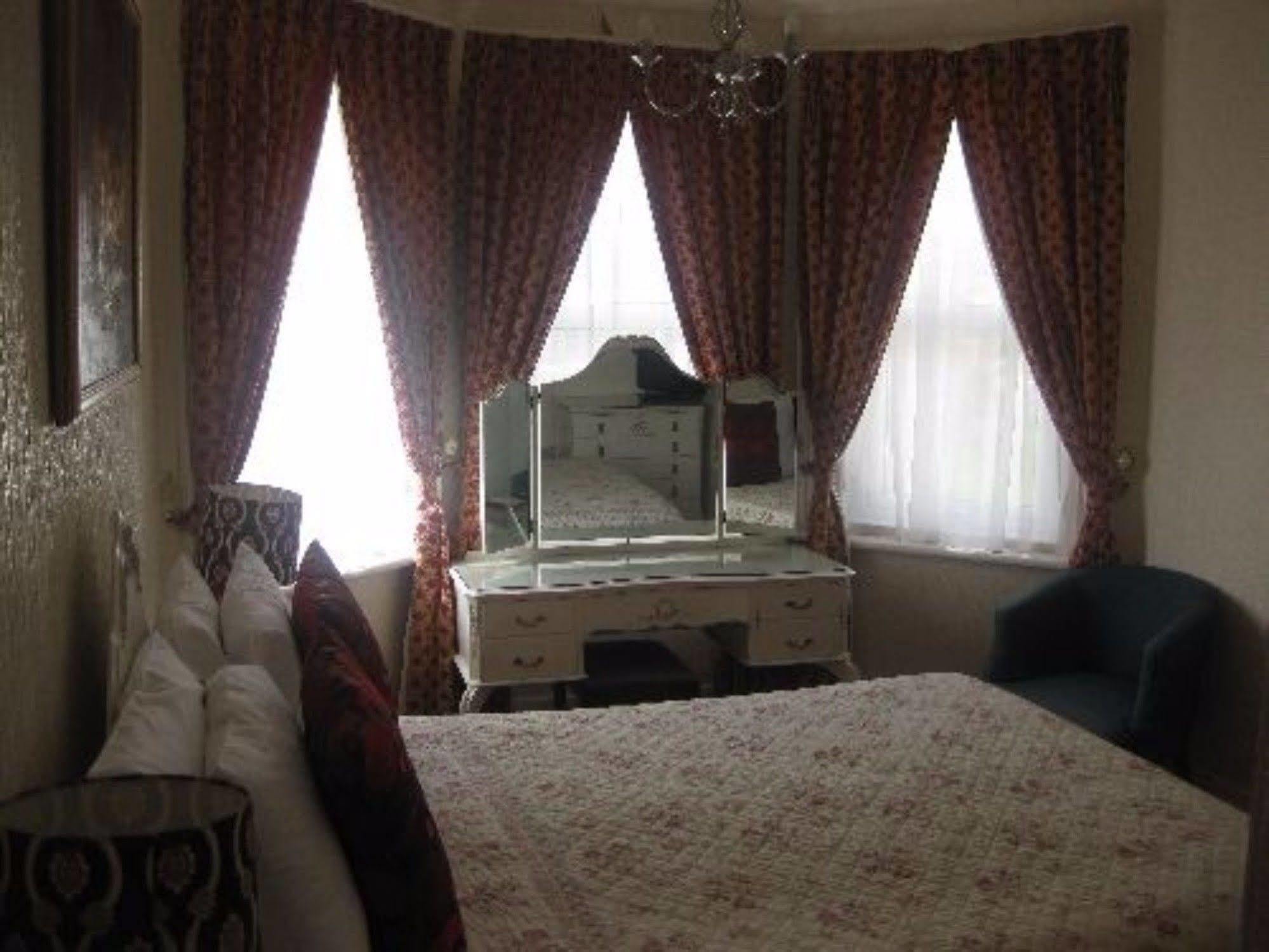 Park View Hotel Истбурн Экстерьер фото